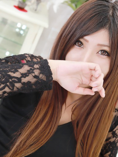 【しおりさん】清楚で可憐でスタイル抜群！男達のストライクゾーンの超ド真ん中です！